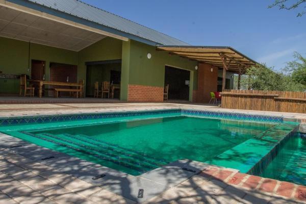 Chameleon Bush Lodge Hammanskraal Exterior photo