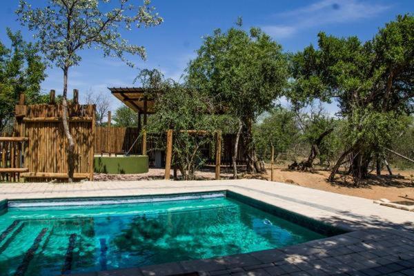 Chameleon Bush Lodge Hammanskraal Exterior photo