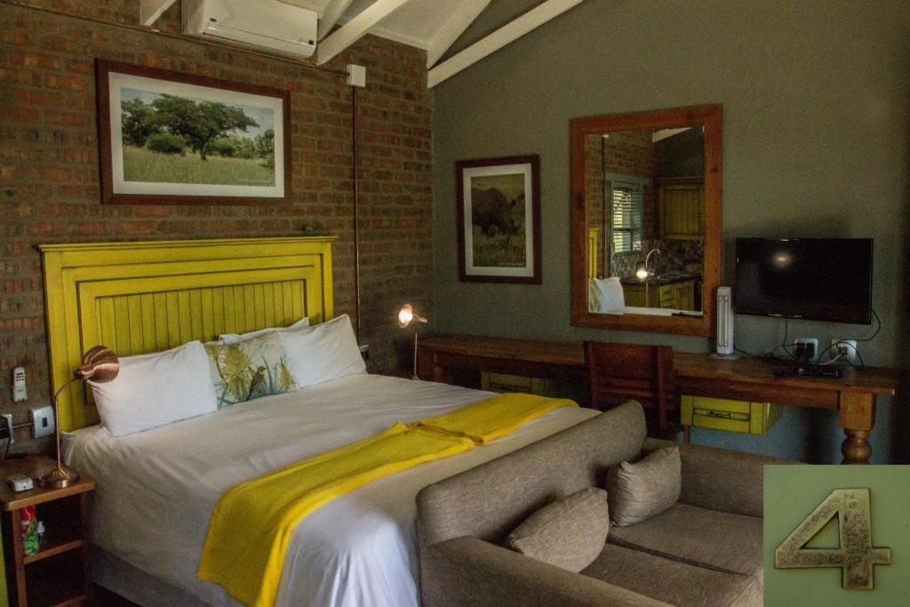 Chameleon Bush Lodge Hammanskraal Exterior photo